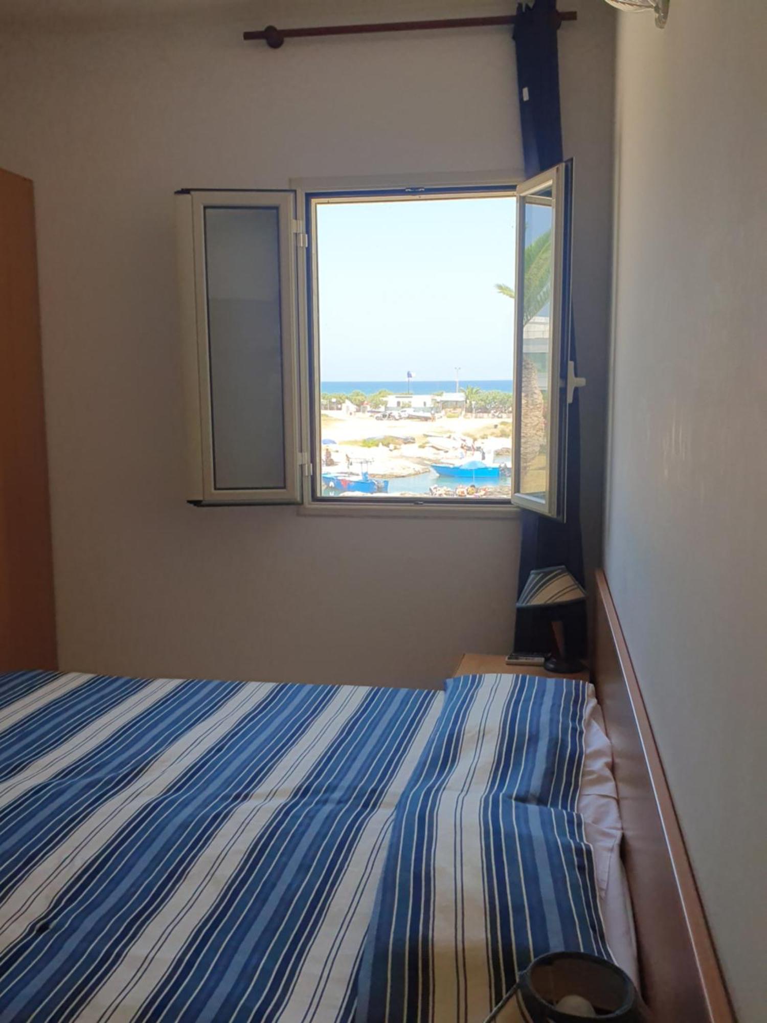 Hotel Il Timone Specchiolla Pokoj fotografie